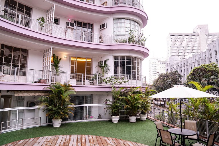Lindo Studio no Centro de SP! Vista para a piscina
