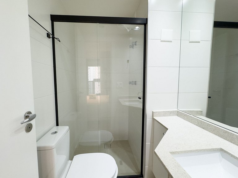 Studio na Vila Madalena, Metrô ao Lado e Conforto!