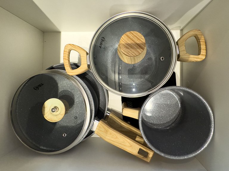 Studio na Vila Madalena, Metrô ao Lado e Conforto!