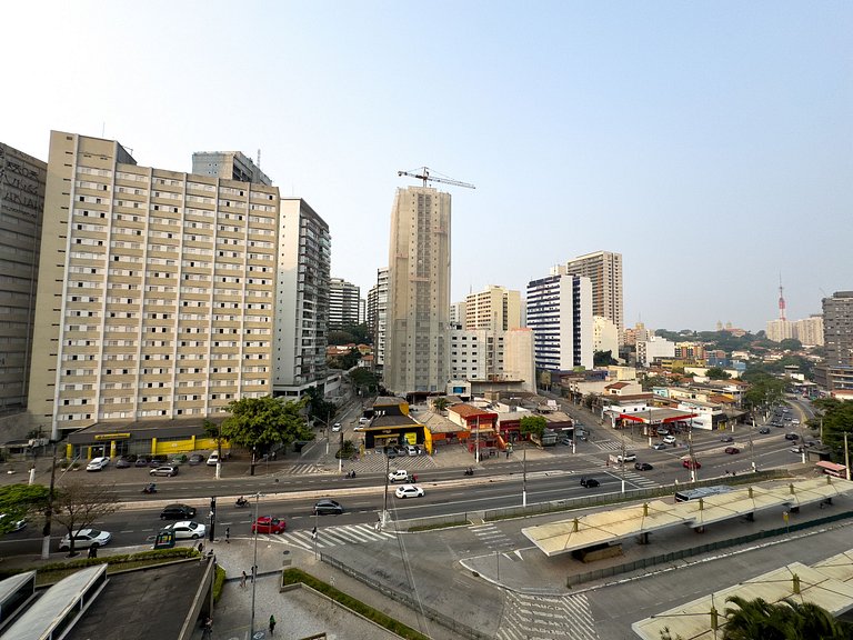 Studio na Vila Madalena, Metrô ao Lado e Conforto!