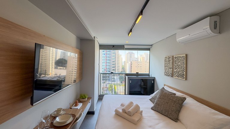 Premium Studio!Pool, Leisure, Metro 3 Minutes Away