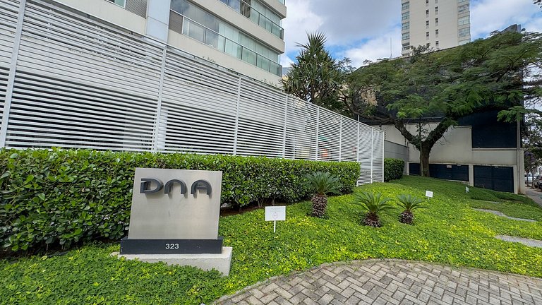 Pinheiros -Piscina Aquecida, Garagem, Metrô até 4P