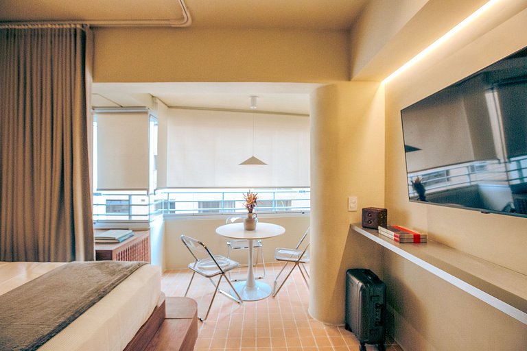 Studio with Pool for 3 Next to Allianz Stadium