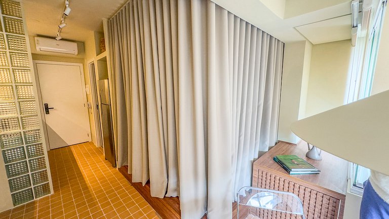 O Melhor de Perdizes Studio para 3 com Piscina
